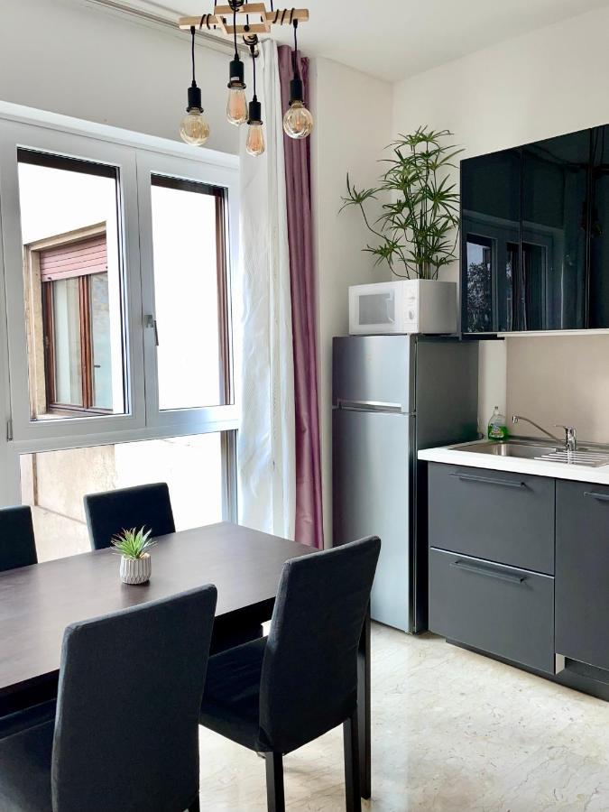 The White House, Modern Apartment In Center Milan Exterior photo
